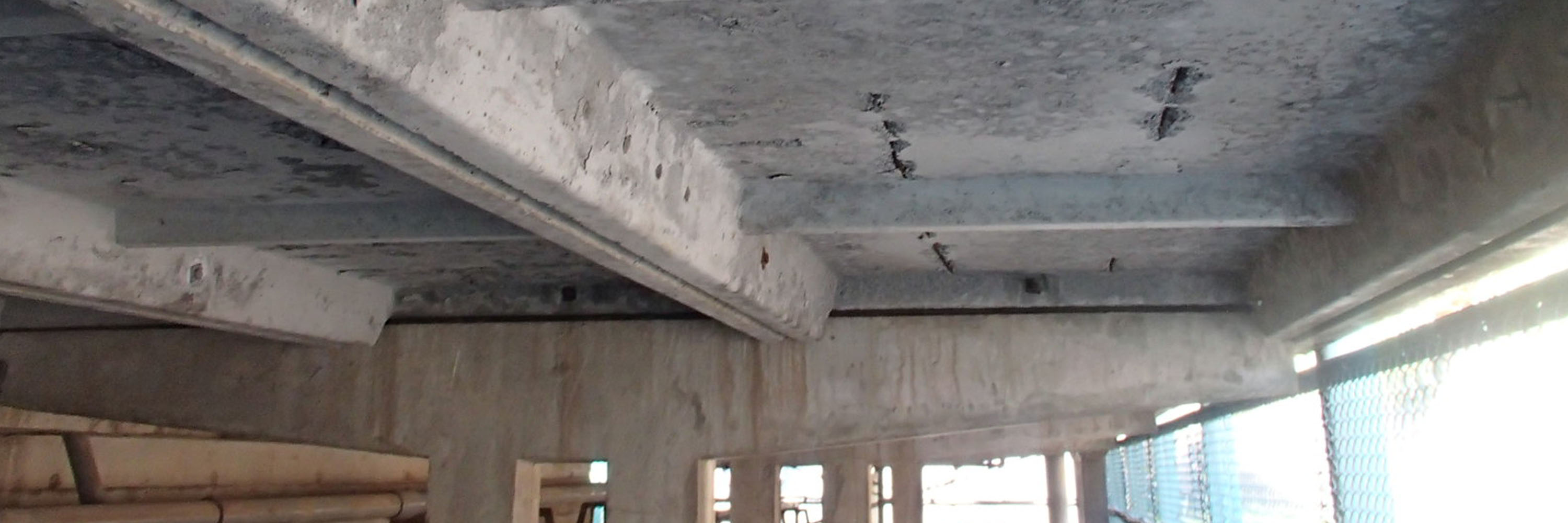傷んだ鉄筋コンクリートを再生するリバンプ工法